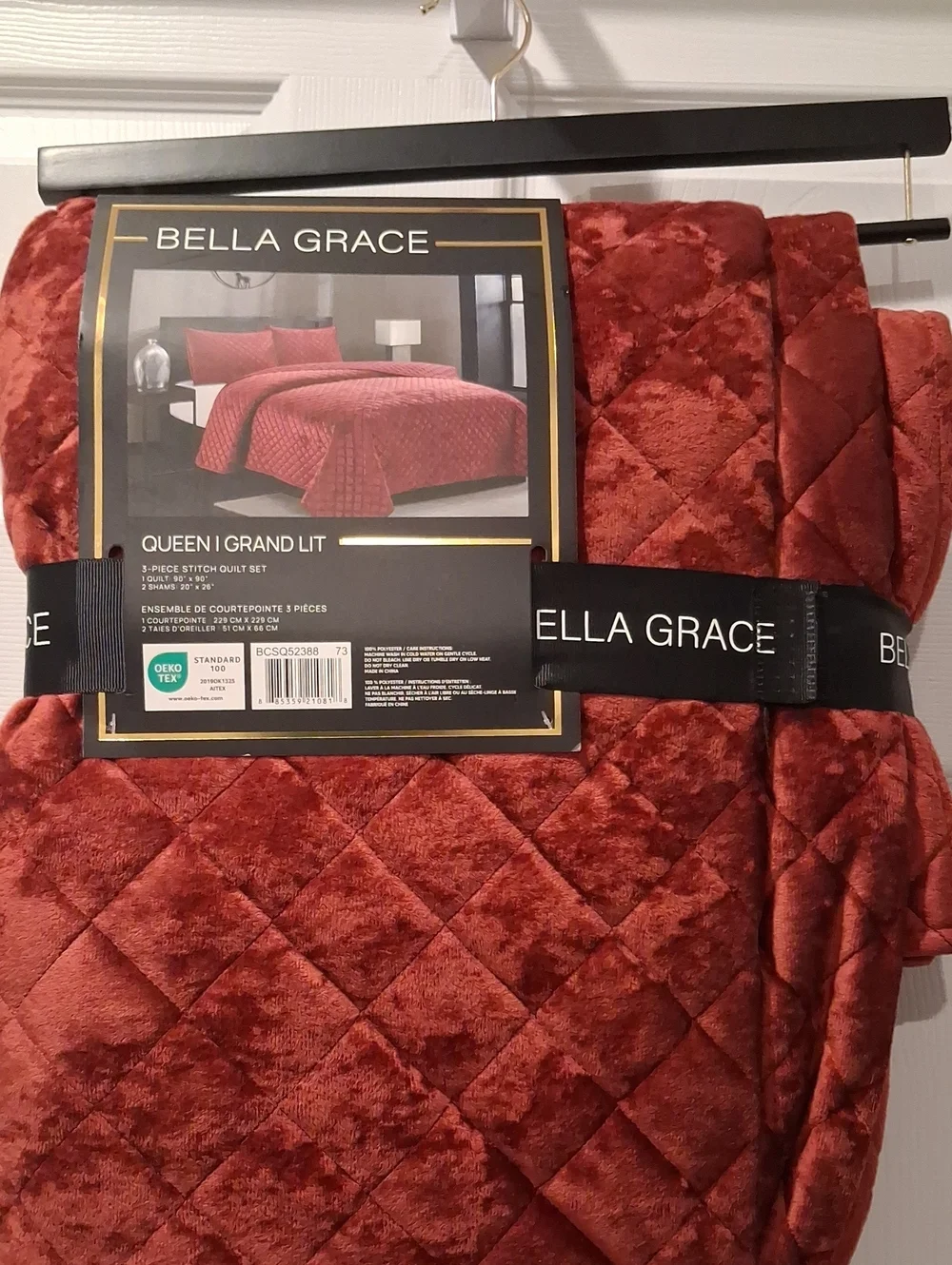 Quilted Queen Bedspread Set in Rust